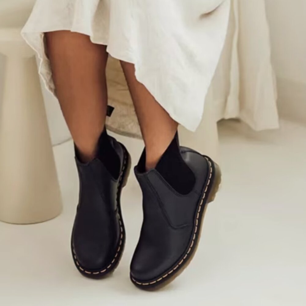 Dr. Martens Chelsea Boots Sz 8 / 39